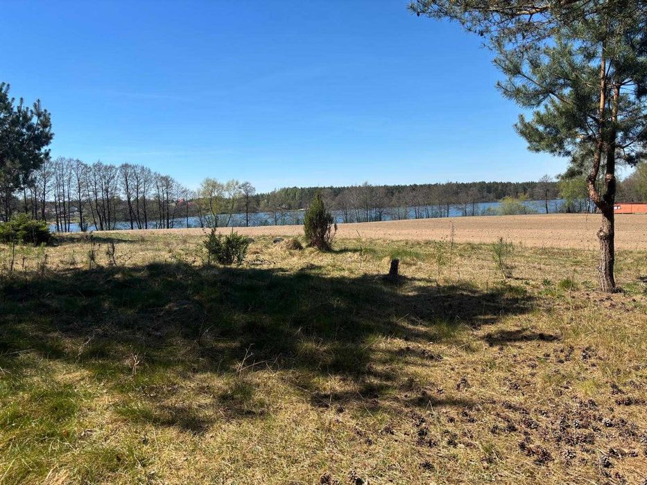 Działka budowlana z widokiem na jezioro  - Strzepcz 1001 m2