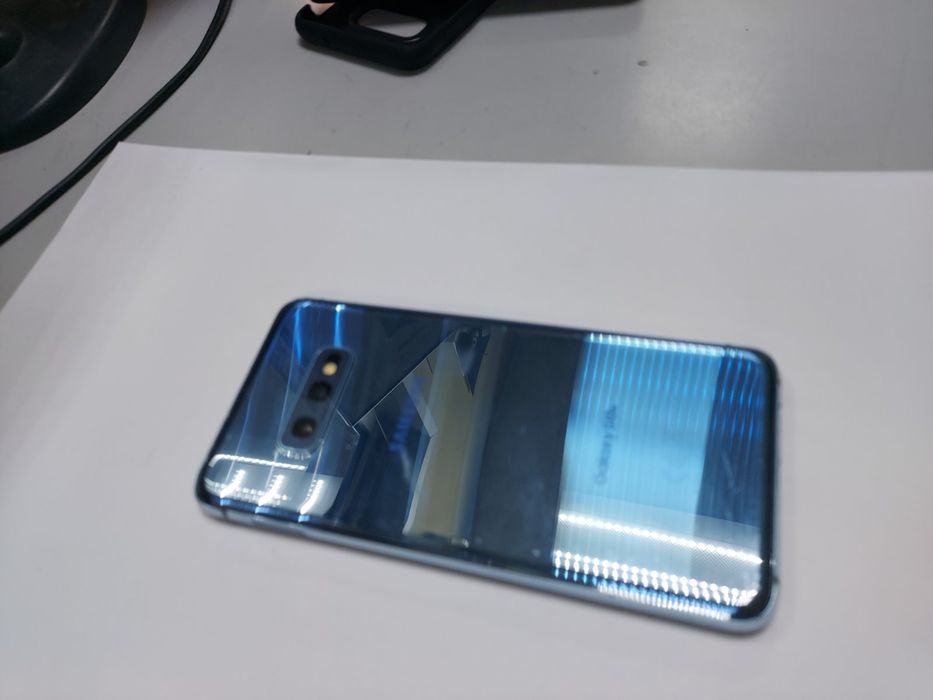 Samsung s10e 6/128GB