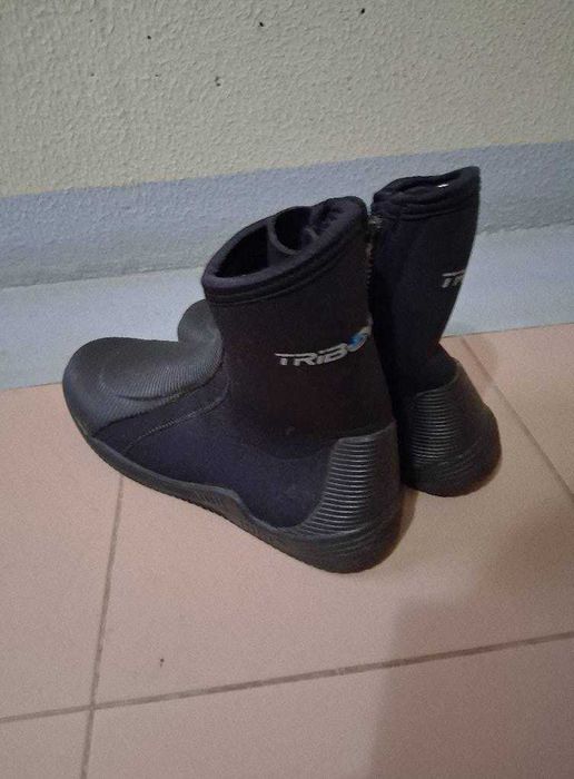 DECATHLON Botins Mergulho Neoprene / Neoprene Diving Boots - TRIBORD