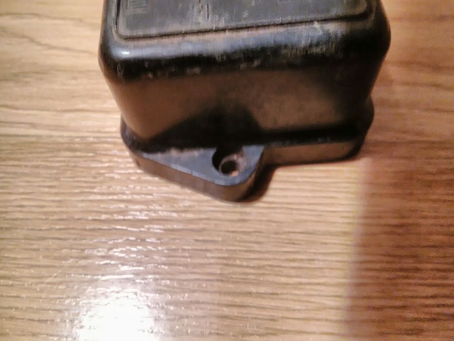 На ИЖ крышка реле