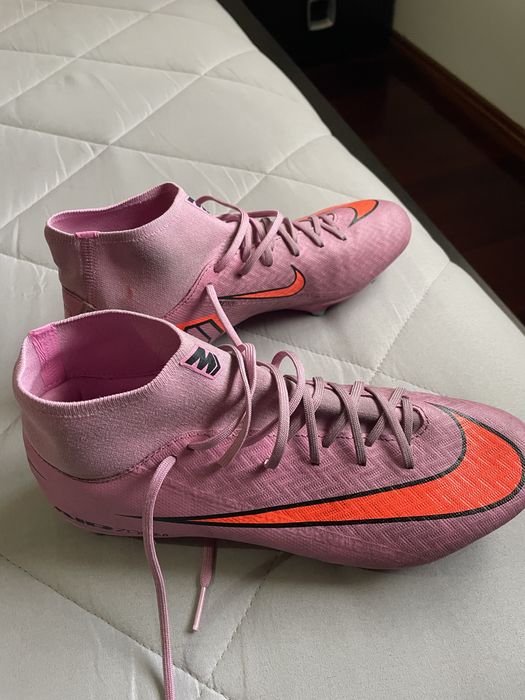 Chuteira nike mercurial vapor rosa