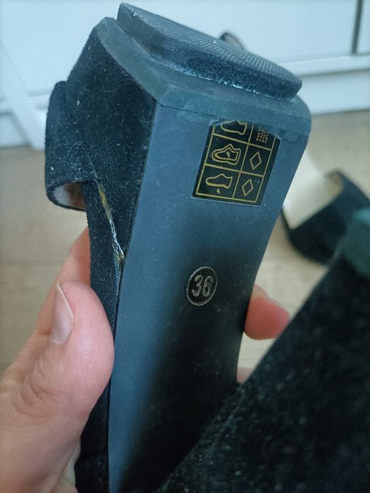 Sandały damskie na słupku (rozmiar 36) VICES