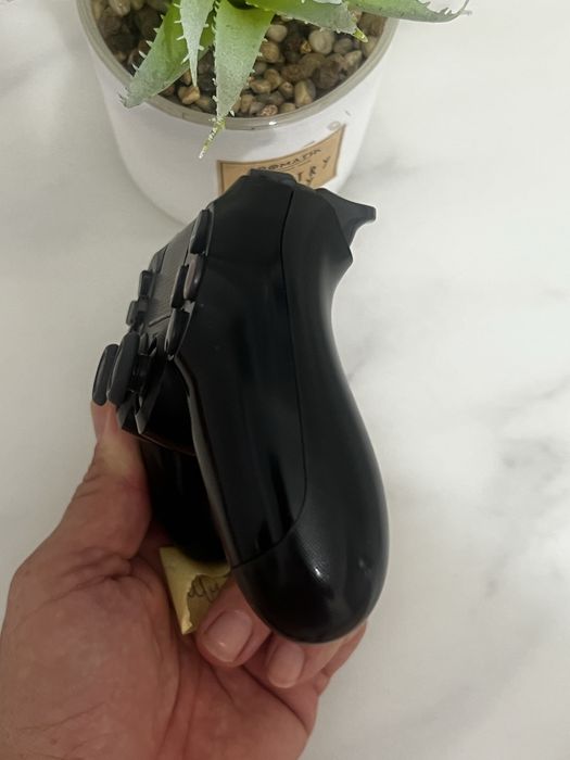 Comando PS4 Original Sony DualShock 4 V2 Preto