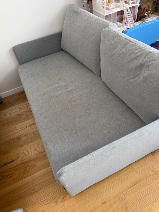 Mała sofa z Ikea