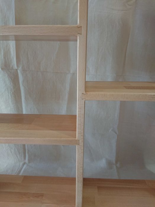 Полочка из бука для кабинета или кухни