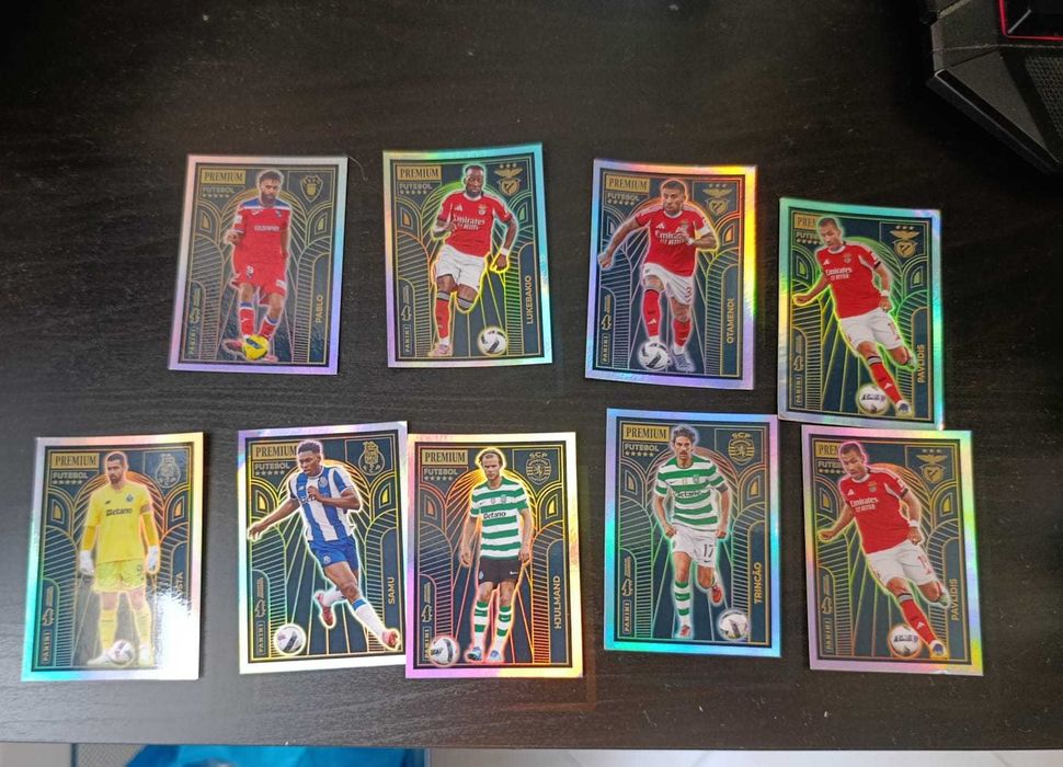 Tenho cromos para troca  Manda DM
