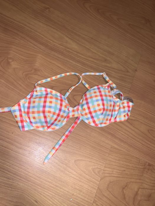 Sutia biquini xadrez