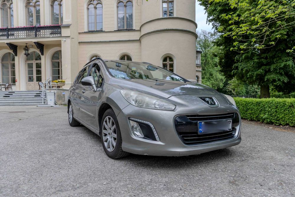 Samochód Peugeot 308 SW 260.000