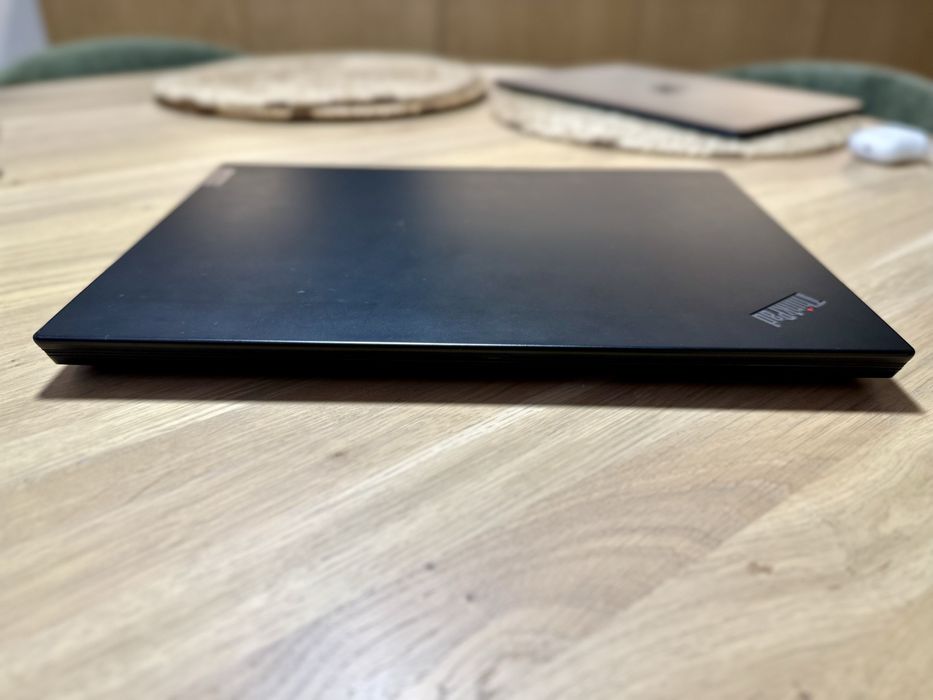 Laptop Lenovo ThinkPad gen 1