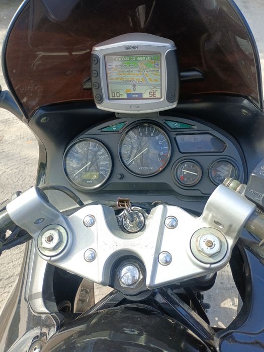 Сузуки катана GSX 750F.