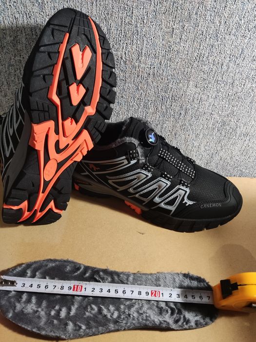 Продам кроссовоки зимние