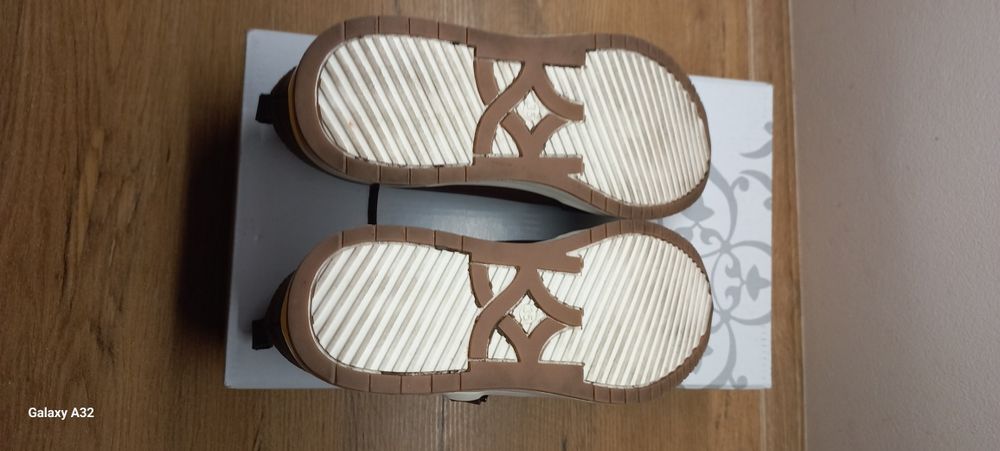 Sneakersy półbuty Kazar