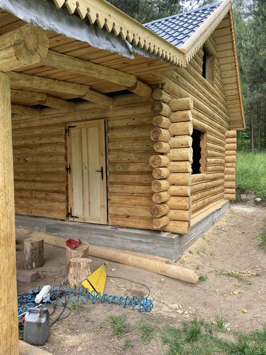 Sprzedam drzwi drewniane zewnętrzne do domu sauny