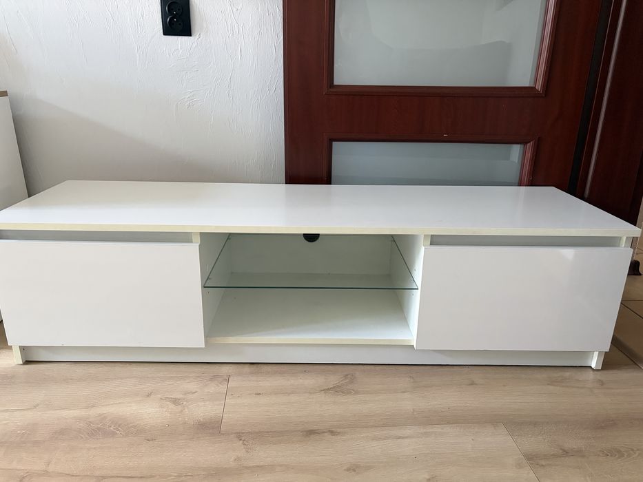 Szafka rtv biala  uzywana 170cm szybka plus led
