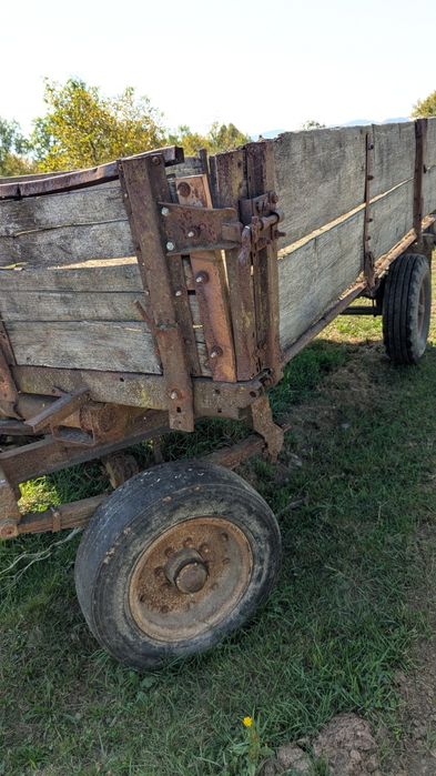 Причіп 2 птс 4 .