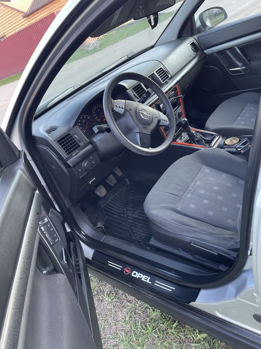 Продам опель вектра С 2004 год