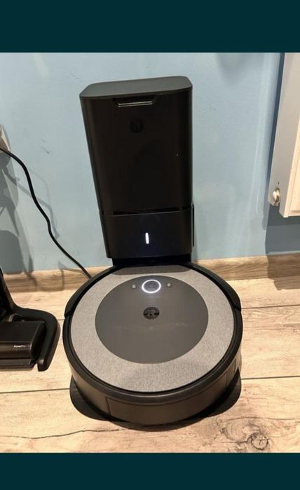 Sprzedam odkurzacz rumba i3+