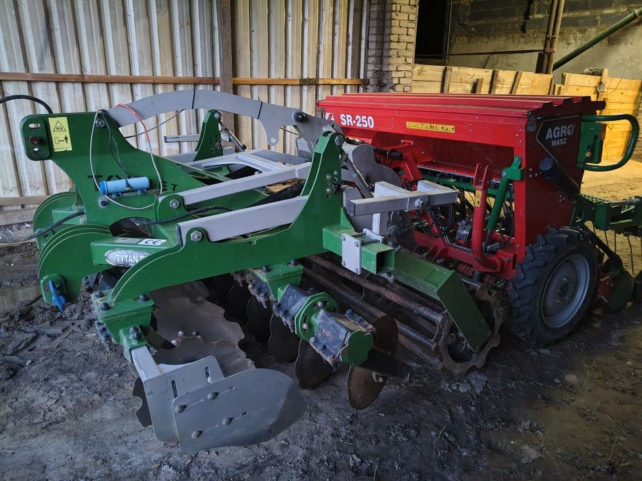 Sprzedam zestaw uprawowo siewny 2.5m