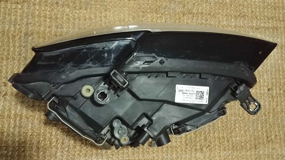 Lampa Audi Q5 Lift Bi-Xenon, Skrętna, Idealna kompletna, Piękna.