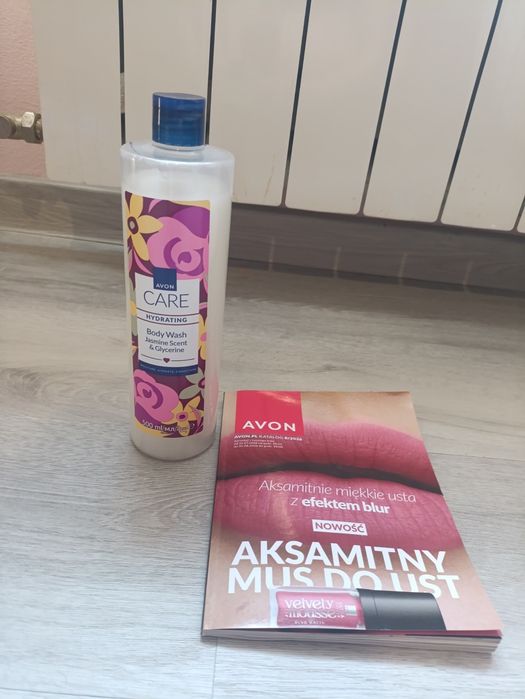 Żel pod prysznic Avon care hydrating