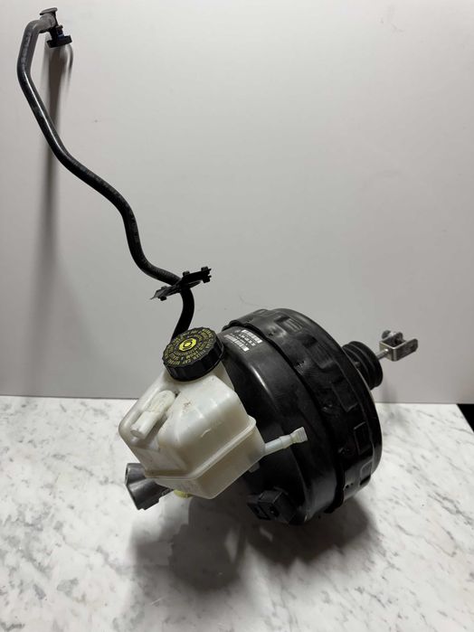 Pompa serwo hamulcowe MERCEDES W204