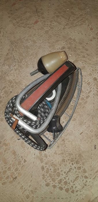 Продам праску б/в недорого.