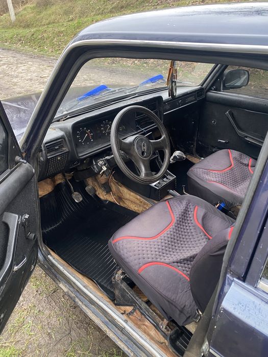 Продам ваз 2107 частично на ходу, без акб