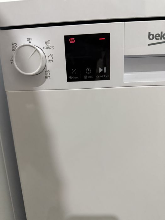 Máquina de Lavar Loiça Beko