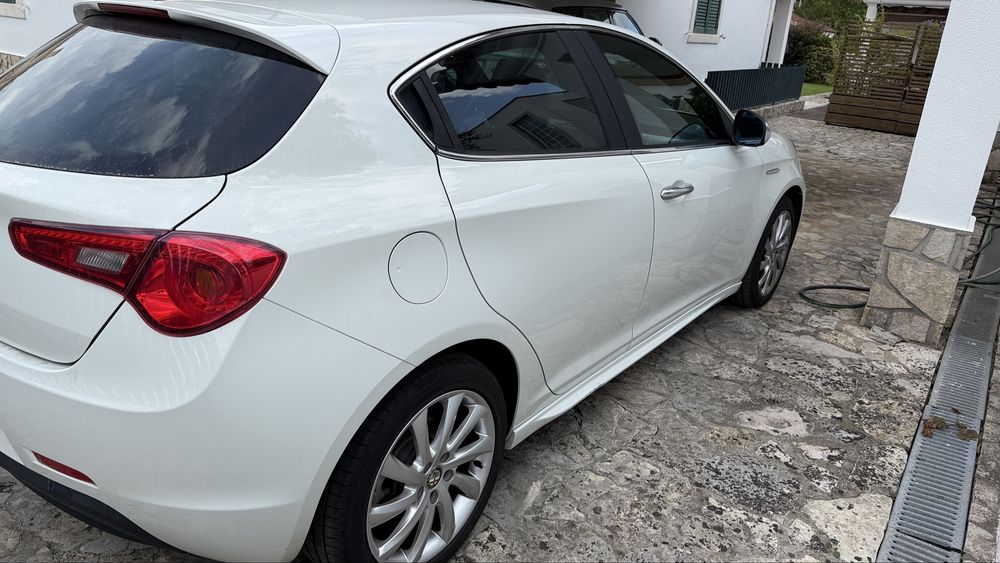Alfa Romeo Giulietta — photo 3