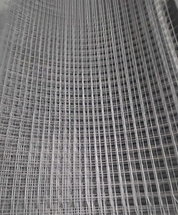 Сітка зварна 50х50-4,0 (розмір листів 2,04мх1м; 2,04мх1,5м; 2,04мх3м)