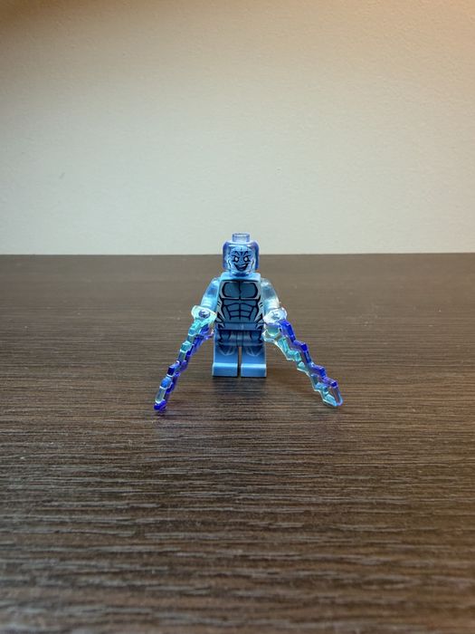 Minifigurki lego 20+
