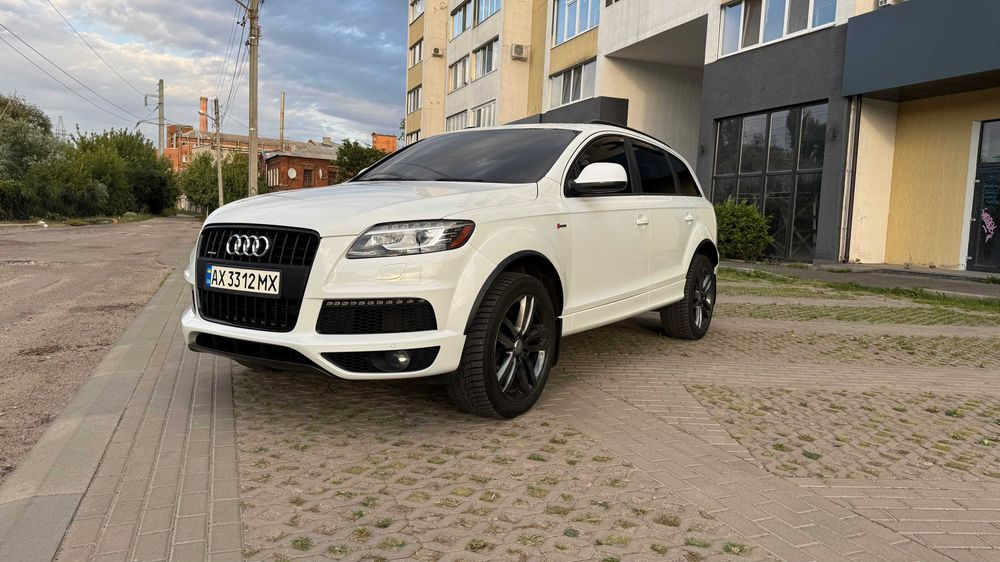 AUDI Q7 Prestige 2014