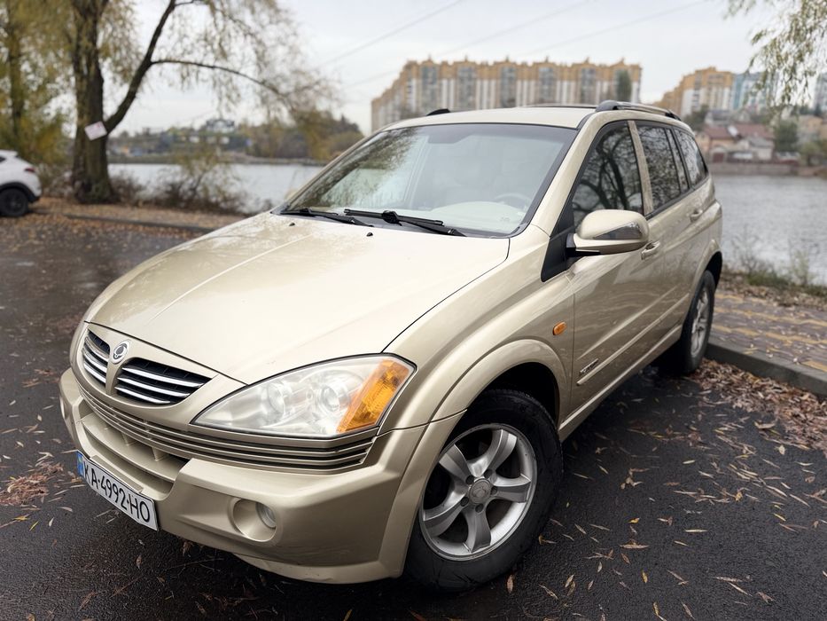 Продам  SsangYong Kyron 2005 рік автомат