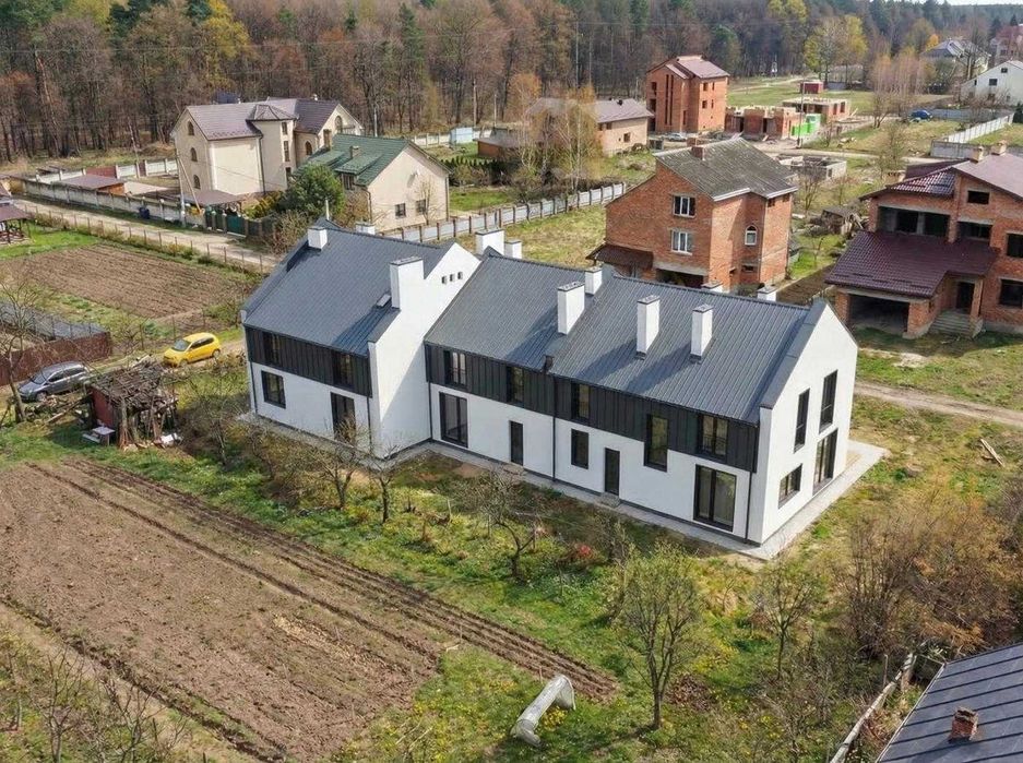 Продаж будинок біля Львова, 5 сот землі,розтермінування, с. Оброшине