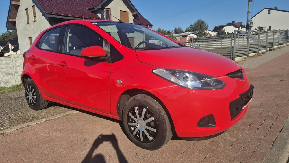 Mazda 2