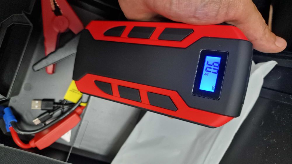 Jump starter Booster Arrancador powerbank 20000ah 2000A BOOSTER7SJ7091