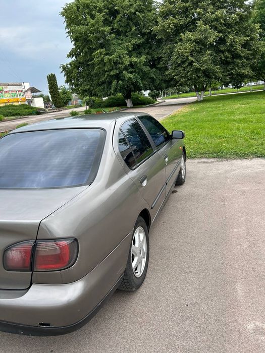 Нісан примера r11