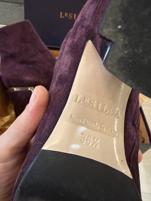 LE SILLA Замшевые ботильоны фиолетового цвета