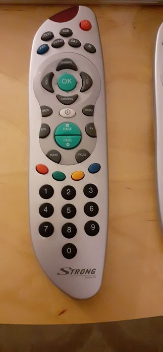Tuner cyfrowy satelitarny Strong STR 6860 + 2 piloty 100% sprawny