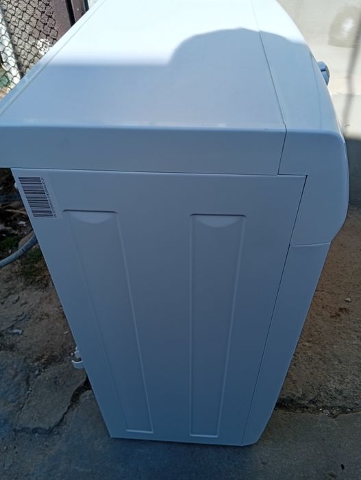 Пральна машинка автомат