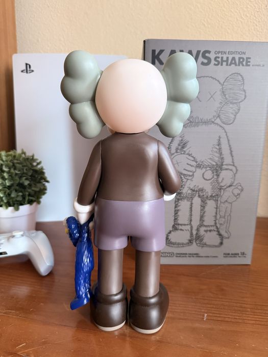 Boneco Kaws Decoração
