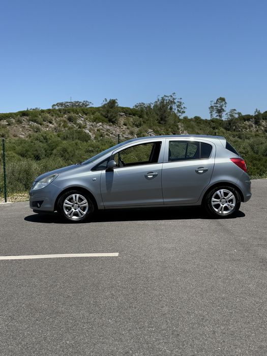 Opel Corsa 1.2 gasolina 2010