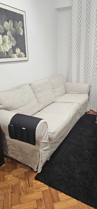 Sofá 3 lugares bege