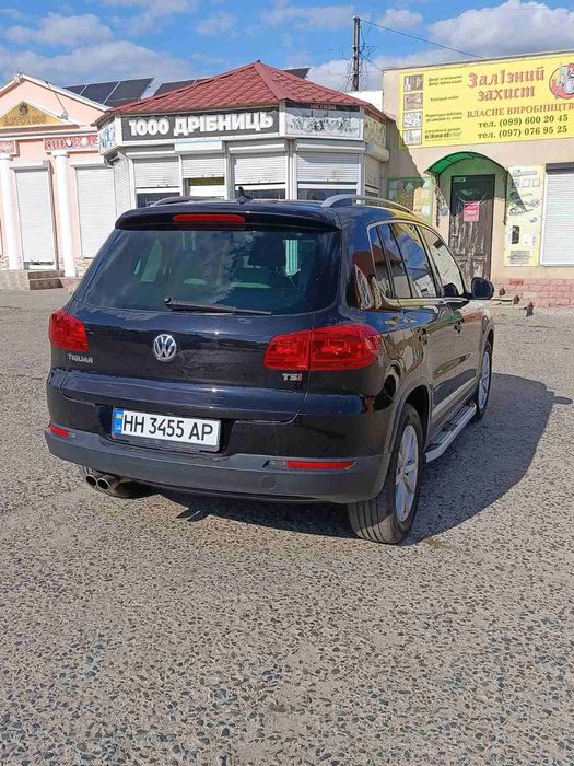 Volkswagen Tiguan 2016 VIN WVGRV7AX5HK015909 фото оголошення 4 з 9