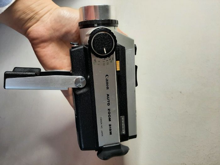 Camera de filmar Canon Auto Zoom 318mm