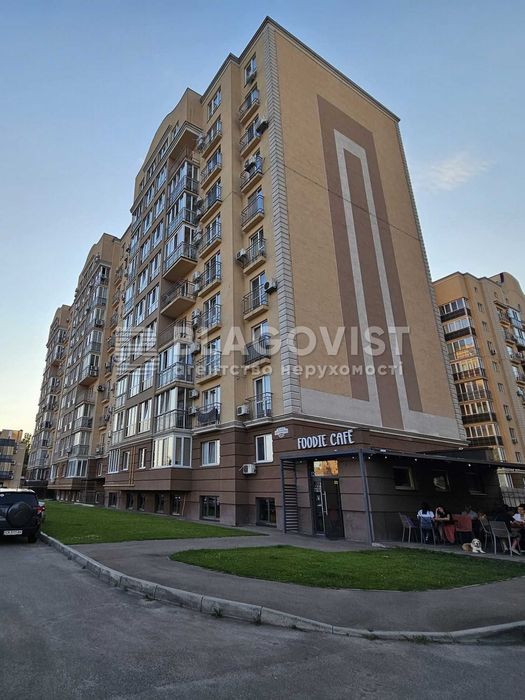 АКТУАЛЬНО! Продаж просторої квартири з ремонтом! ЖК Кришталеві джерела