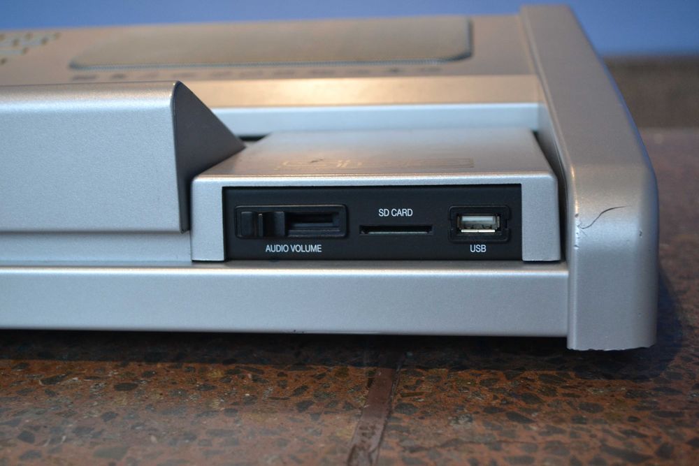 Orgon Ketron SD 8 Com USB E SD Carta