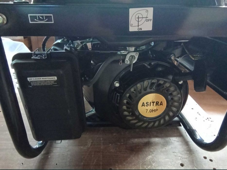 Генератор 3квт мідь з AVR з колесами