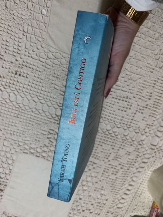 Livro Jesus esta contigo