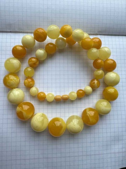 Bardzo ładne korale z naturalnego bursztynu, miodowo-cytrynowy